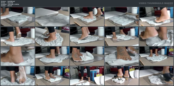 Modeling Clay Cant Stand A Chance Against My Feet And My Wooden Clogs - ITALIAN GIRLFRIEND / AMATORIAL CRUSH CUPS - MP4