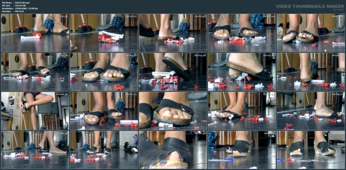 Toy Cars And Pencils Crush In 2 Different Pairs Of Shoes - ITALIAN GIRLFRIEND / AMATORIAL CRUSH CUPS - MP4