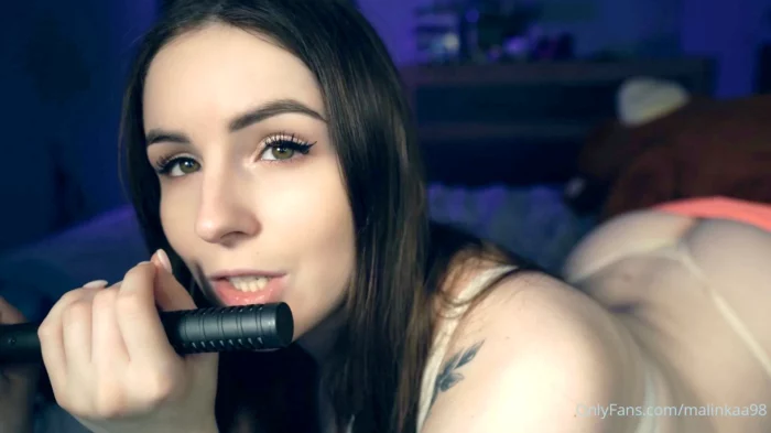 ASMR Gf Roleplay - Your Gf Had Difficult Legs Day In The Gym - MALINKAA98 / JUICYBABY - MP4