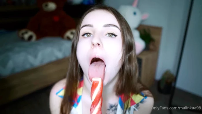 ASMR Roleplay - You Gonna Have Your New University Friend This Year - MALINKAA98 / JUICYBABY - MP4