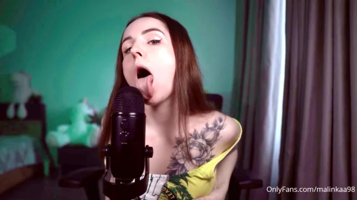 ASMR Yeti Lick +Long Micro Licks With Twerk - MALINKAA98 / JUICYBABY - MP4