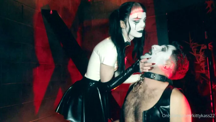 Some Fun With My Pet - KASSY PREMIUM / KITTYKASS22 / MISTRESS KASSY - MP4
