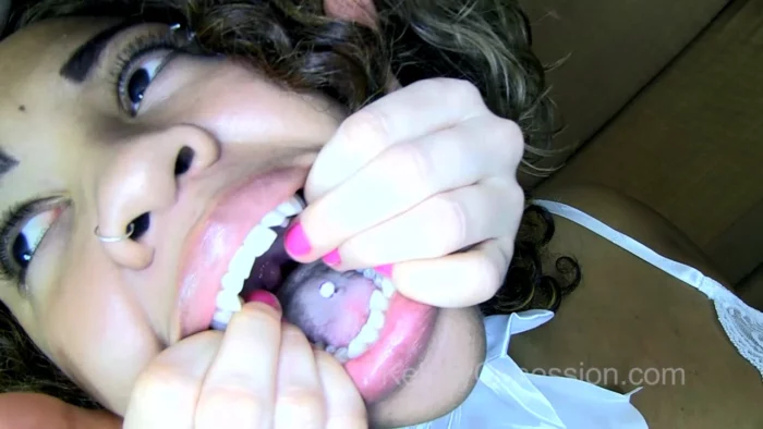 Mouth Fetish - Inside Nilaya's Cumhole - KELSEYOBSESSION - MP4