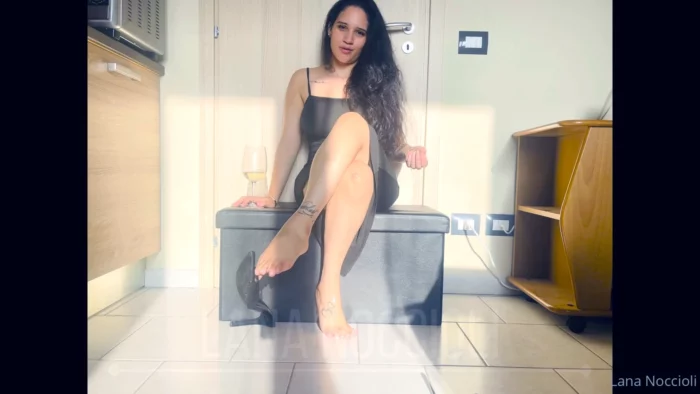 JOI Black Mule - LANA NOCCIOLI - MP4
