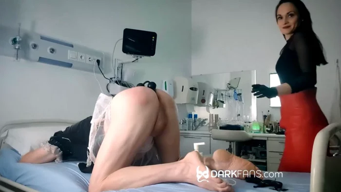Sissy Maid Award - MAITRESSE BLANCHE / MILADY BLANCHE / GYNARCHIC NURSE CLINIC - MP4