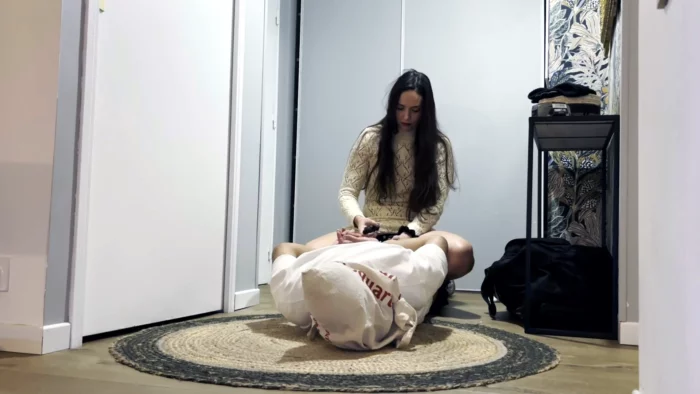 A Man Makes An Appointment Pretending To Be A Submissive Part 1 - MAITRESSE PARKER / ANDREA PARKER - MP4