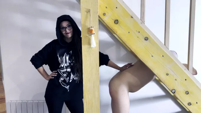 Come Get Your Spanking Series Under The Stairs - MAITRESSE PARKER / ANDREA PARKER - MP4