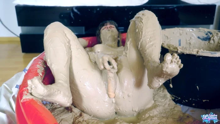 Lyndra Lynn Mud Dress - MANUREPORN / MANUREFETISH - MP4