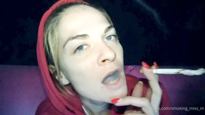 It's Been A While From My Last Power, Speed Smoking - SMOKING MISS M / MISTRESS MARLENA - MP4