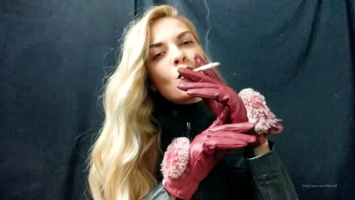 Leather Season - SMOKING MISS M / MISTRESS MARLENA - MP4