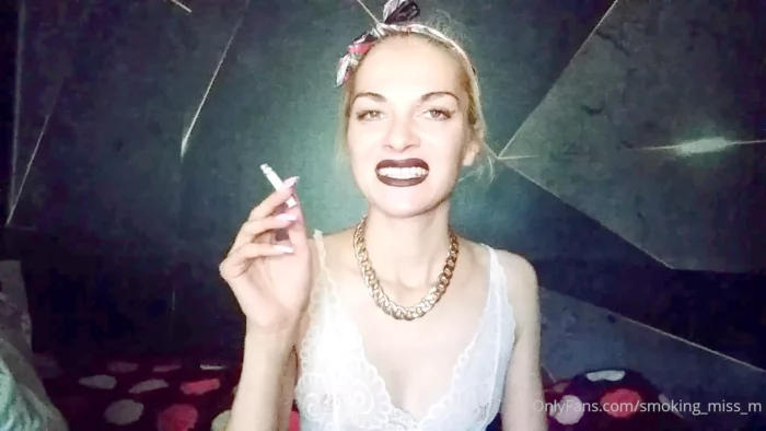The Smoke From This Unfiltered Cigarette It's So Strong - SMOKING MISS M / MISTRESS MARLENA - MP4