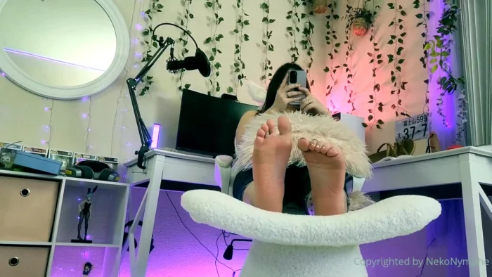 Nerdy Step Bro Gets Ignored - NEKO NYMPHE - MP4