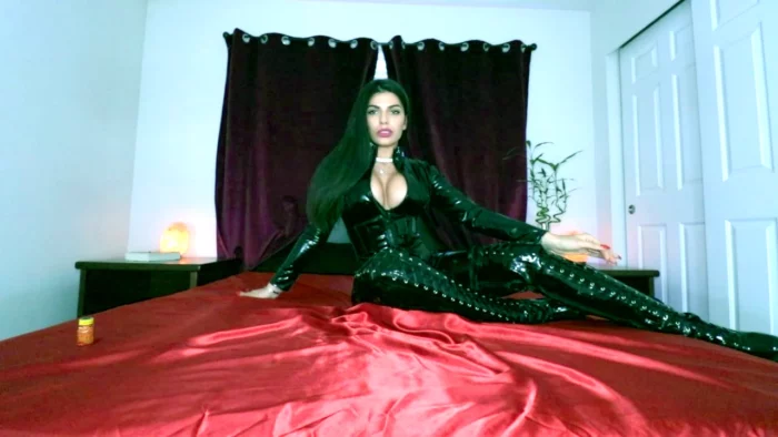 Say Yes To More - QUEEN REGINA - MP4