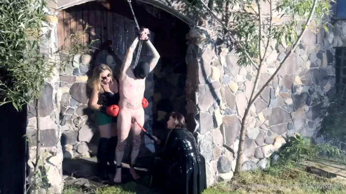 Electro Play, Boxing Gloves And Humiliation Of A Slave In The Dark - SADIC SADIE - MP4