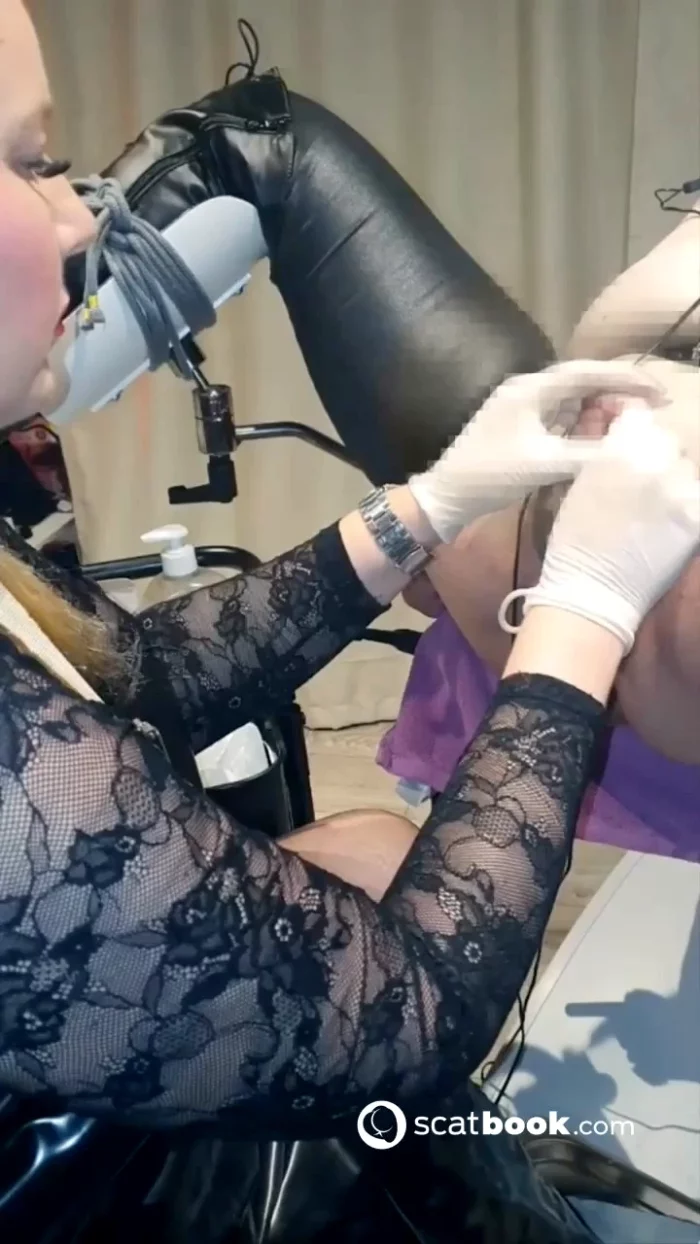 Slave Is Getting Pierced In The Cock By Me - SCATDOMINA / MISTRESS JESSICA / DOMINA SCHWEIZ - MP4