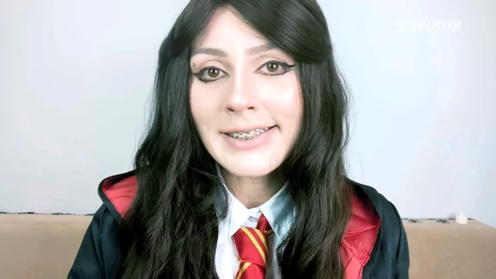 Harry Potter Tried A New Spell On Hermione And Made Her Fart - SPOOKY BOOGIE - MP4
