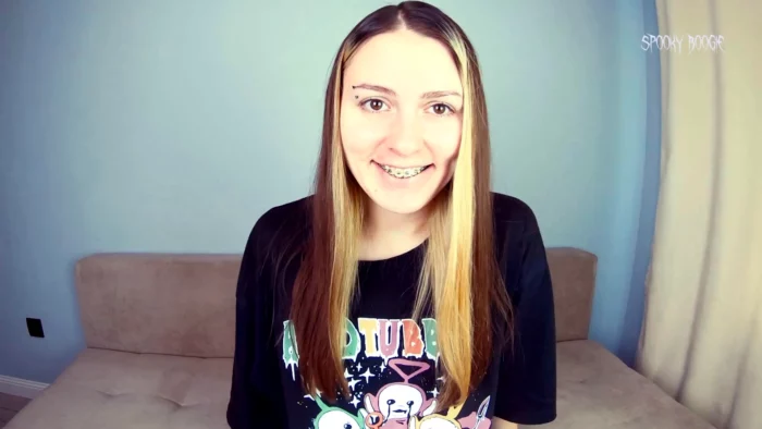 POV Cute Girl Can't Stop Farting On A Date With You - SPOOKY BOOGIE - MP4