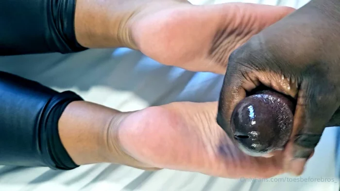 Jaydasfeetuk Soles Looked So Good, It Was Only Right They Got Covered! - TOES BEFORE BROS - MP4