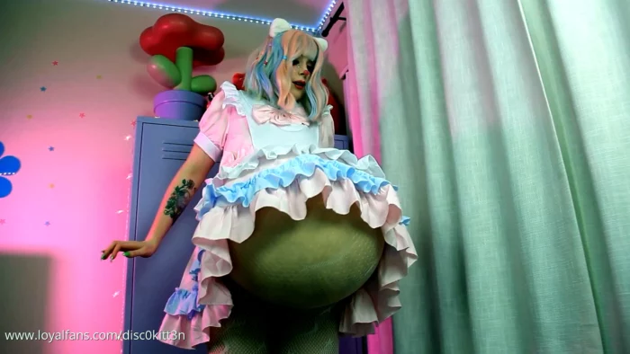 Freak Show Balloon - DISCO KITTEN - MP4