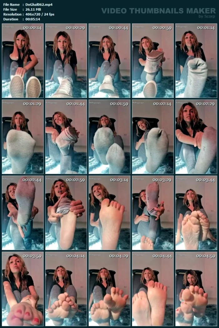 I'm Coming Back From A Walk And My Socks And Feet Are Sweaty - DOMINA GHALIA / MISTRESS GHALIA CASERO - MP4