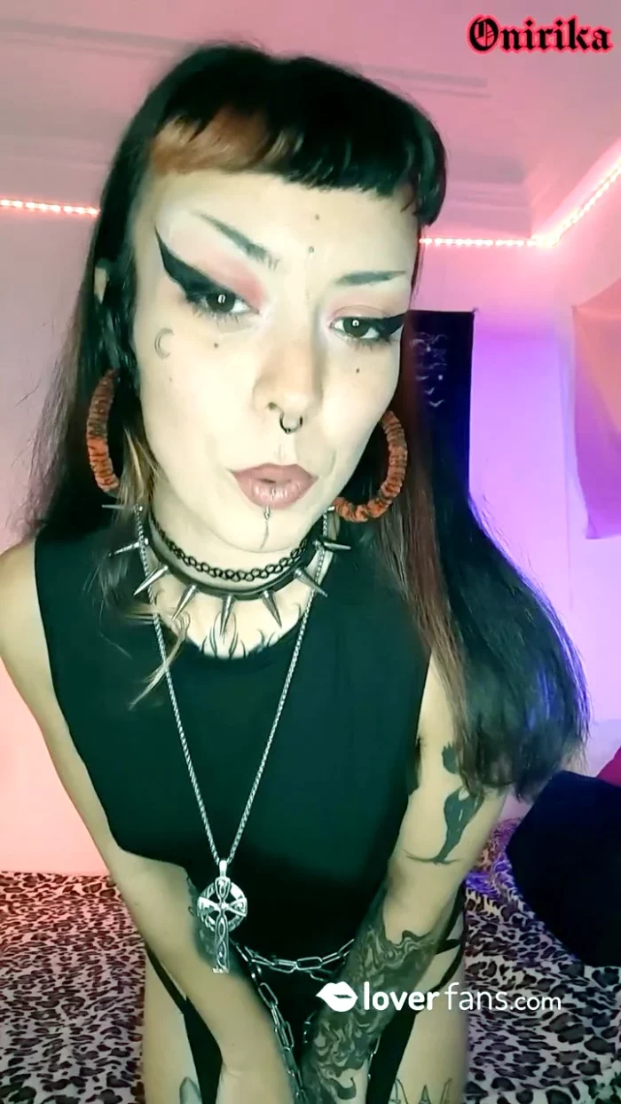 Entertain Your Mistress And Make Her Have A Good Time - DOMINATRIX ONIRIKA / DOMINA ONI HANNYA - MP4