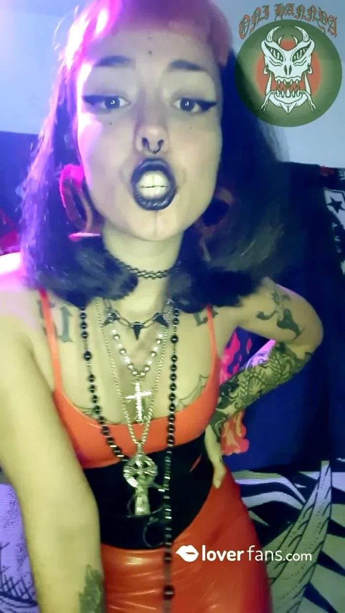 For Those Who Want To Feel The Pleasure Of Being Humiliated By My Harshest Words - DOMINATRIX ONIRIKA / DOMINA ONI HANNYA - MP4