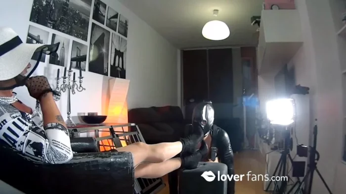 Leave My Soles Shiny, Pig, That's The Only Purpose Of Your Filthy Tongue - DOMINA RAIXEL - MP4