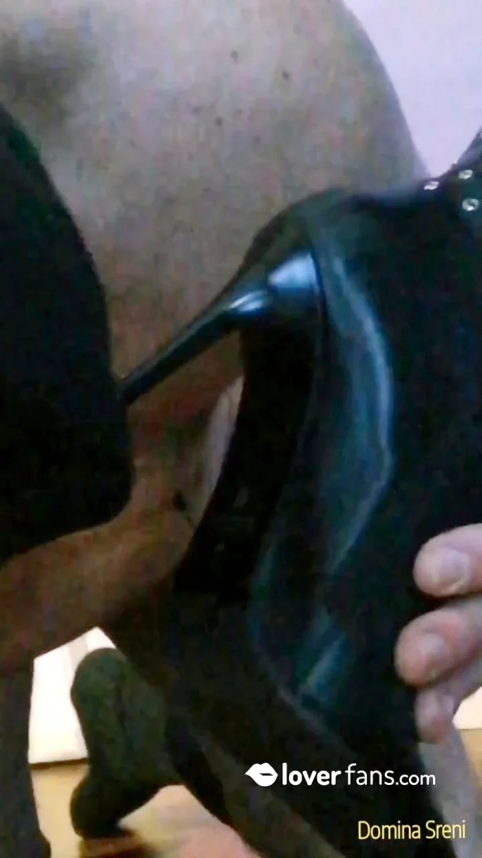 Faceslaps - DOMINA SRENI MISTRESS - MP4