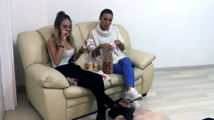 Shoe And Boot Worship While Eating - EXTREMETRAMPLING - MP4