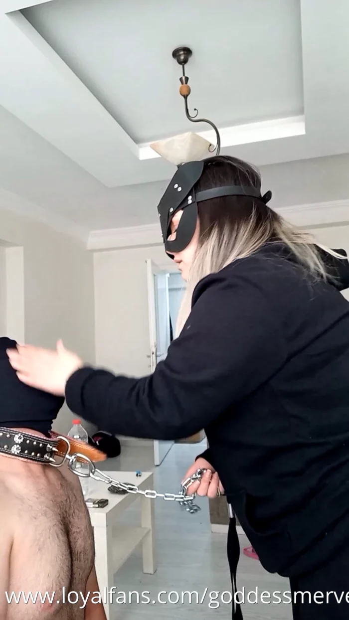 He Loves My Slaps - GODDESS MERVE - MP4