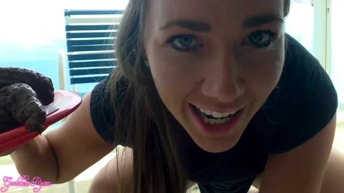 Cruise Balcony Frontal Massive Public Shit - GODDESS RYAN SCAT - MP4