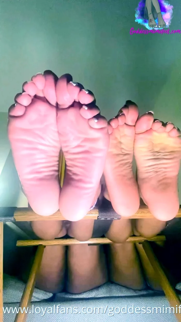 Giantess Foot Humiliation - GODDESS MIMI FEET - MP4