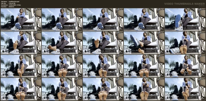 Public Shoe Removal JOI - GODDESS MIMI FEET - MP4