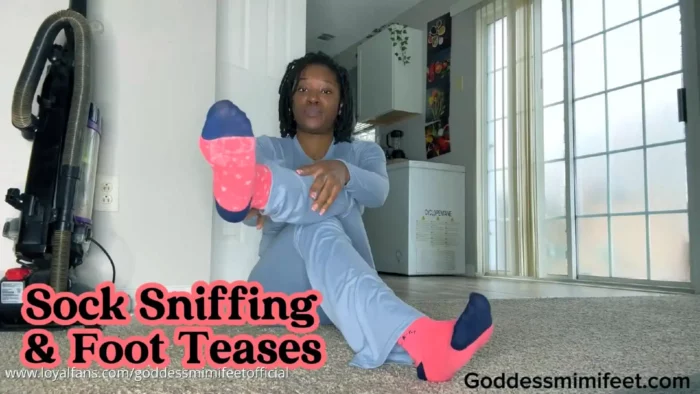 Sock Sniffing And Foot Teases - GODDESS MIMI FEET - MP4