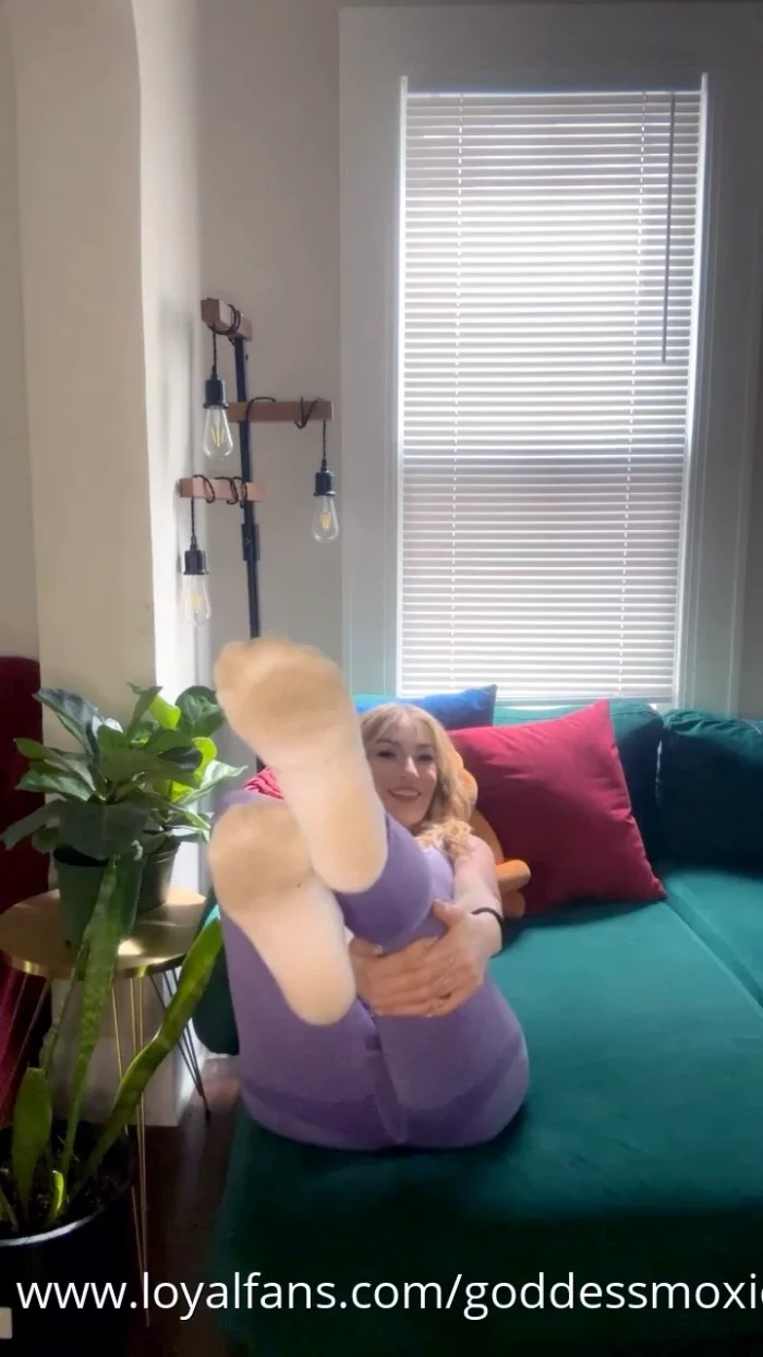 Moxie's Musky Denial - GODDESS MOXIE - MP4