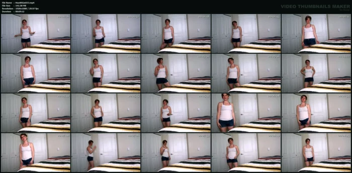 Does Mommy Make You Horny - HOUSEWIFE GINGER - MP4