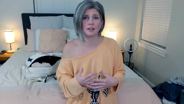 If I Suck Your Cock Will You Keep My Porn A Secret - HOUSEWIFE GINGER - MP4
