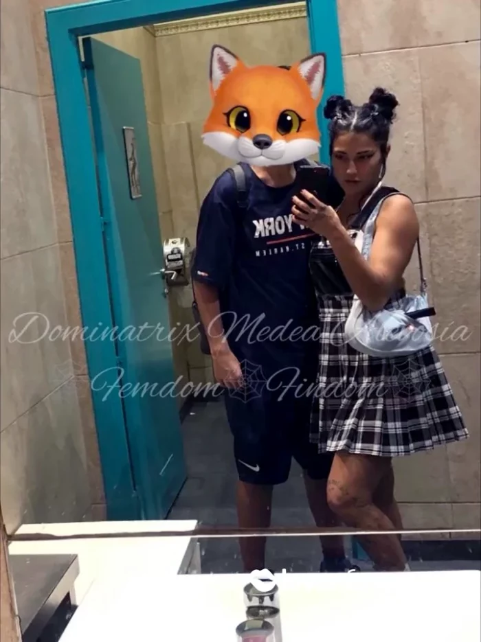 Sissy Paula Swallows My Lover's Cum In A Bar Bathroom - HUMILLATRIX MEDEA / MISTRESS MEDEA ALEVOSIA - MP4