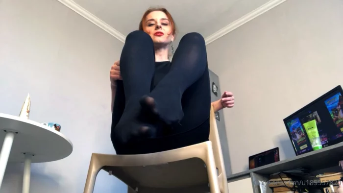 Boots, Feet Domination! - KATHRYNNE FEET GODDESS / MISS KATRIN - MP4