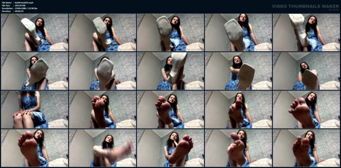 Clean My Shoes! - KATHRYNNE FEET GODDESS / MISS KATRIN - MP4