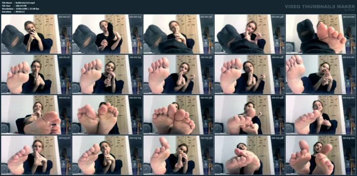 My Feet Are So Fragrant, Quickly Pull Off These Socks And Lick Them With Me! - KATHRYNNE FEET GODDESS / MISS KATRIN - MP4