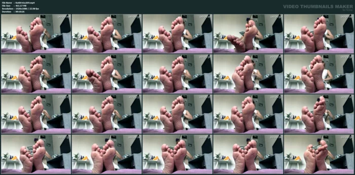 Worship My Feet Until I Busy With Reading! - KATHRYNNE FEET GODDESS / MISS KATRIN - MP4