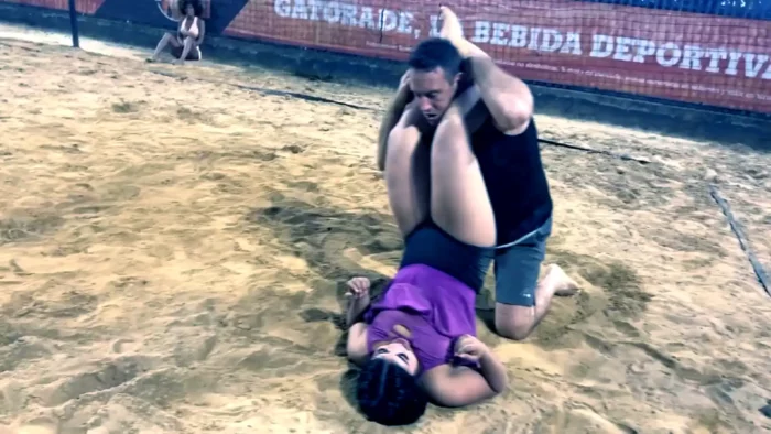 Valentina Vs Kevin Sand Beach Wrestling - Round 1 - Front Headscissors - KINKSPORTS - MP4