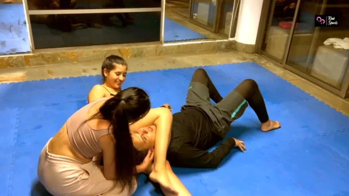 Vanesa Vs David - The Brat Vs The Fan - Wrestling Headscussor Challenge - KINKSPORTS - MP4