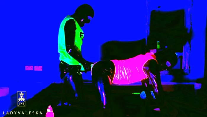 Another Round Of Uv Pegging - LADY VALESKA - MP4