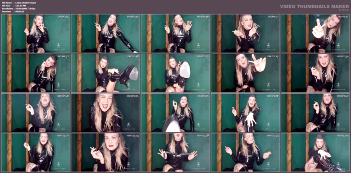 Smoking Latex Queen - LADY VALESKA - MP4