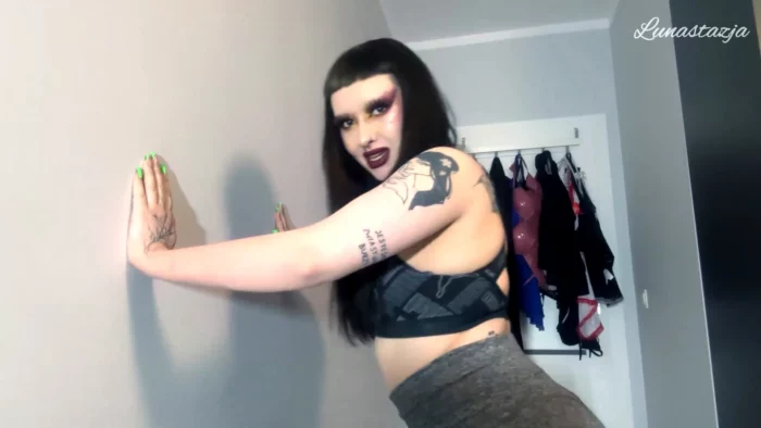 Training Humiliation And Worship My Body - LUNASTAZJA - MP4