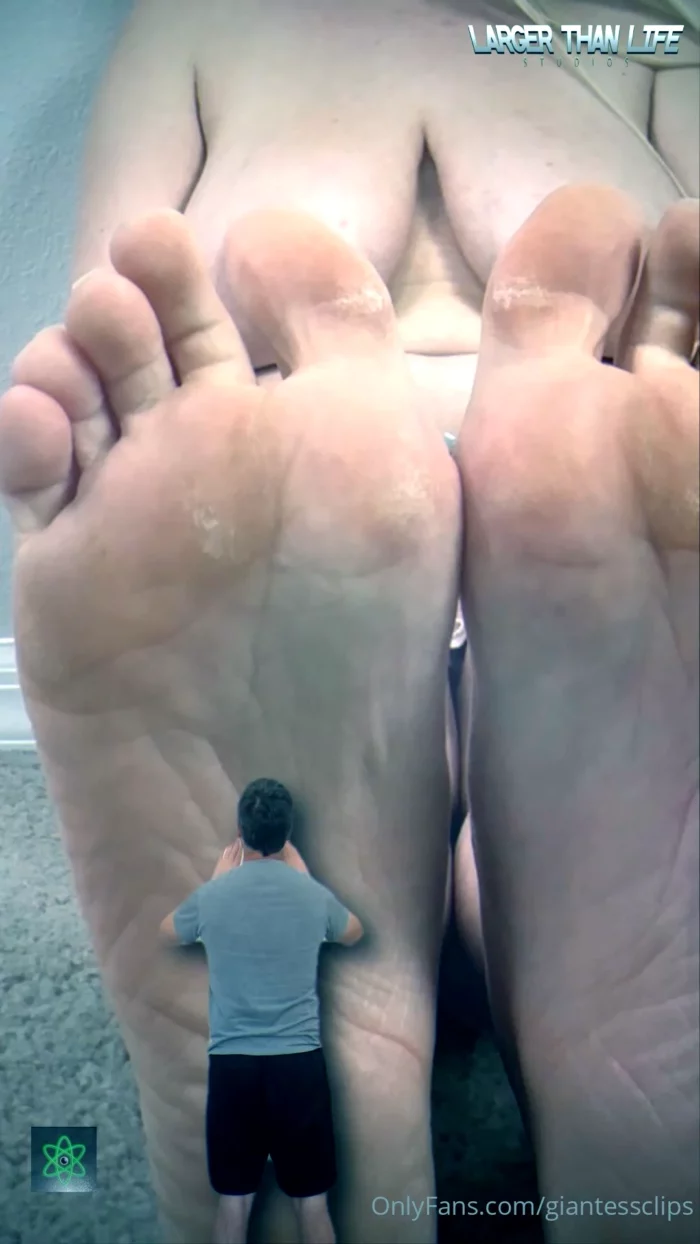 Lucky Fan's Giantess Fantasy - Emma - LTL GIANTESS STUDIOS - MP4