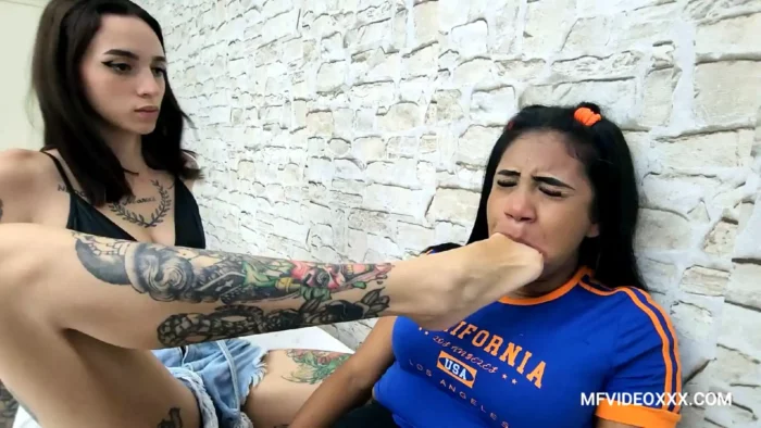 Deep Feet - Swalowing My Big Feet Size 40 - Vol #601 - Areta Lud - MFVIDEO XXX - MP4