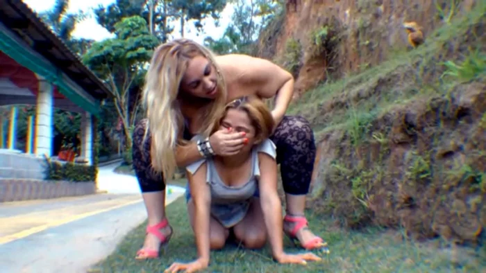 Milf Jessica Blonde Outdoor Pony Girl Ride - MFVIDEO XXX - MP4